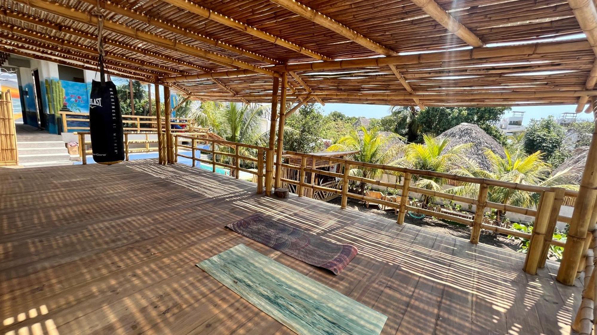 Shanti Surf Camp El Paredón Buena Vista Exterior foto